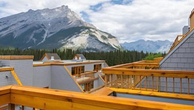 A mountain view of a mountain range