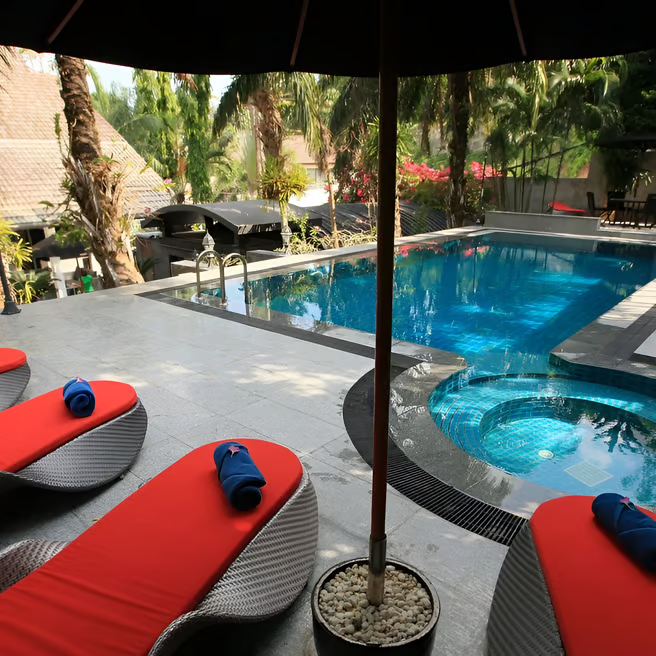 Explore Maldives Explore Maldives