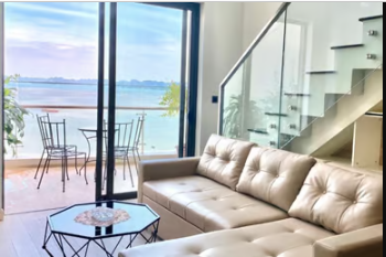 Oceanfront apartments in the Gia Lâm Pho area of Vietnam.