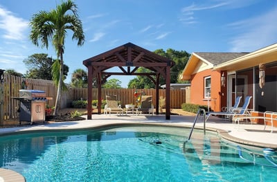 Dog Friendly Pool Home