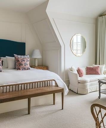 a room at the Gardiner House in Newport, RI