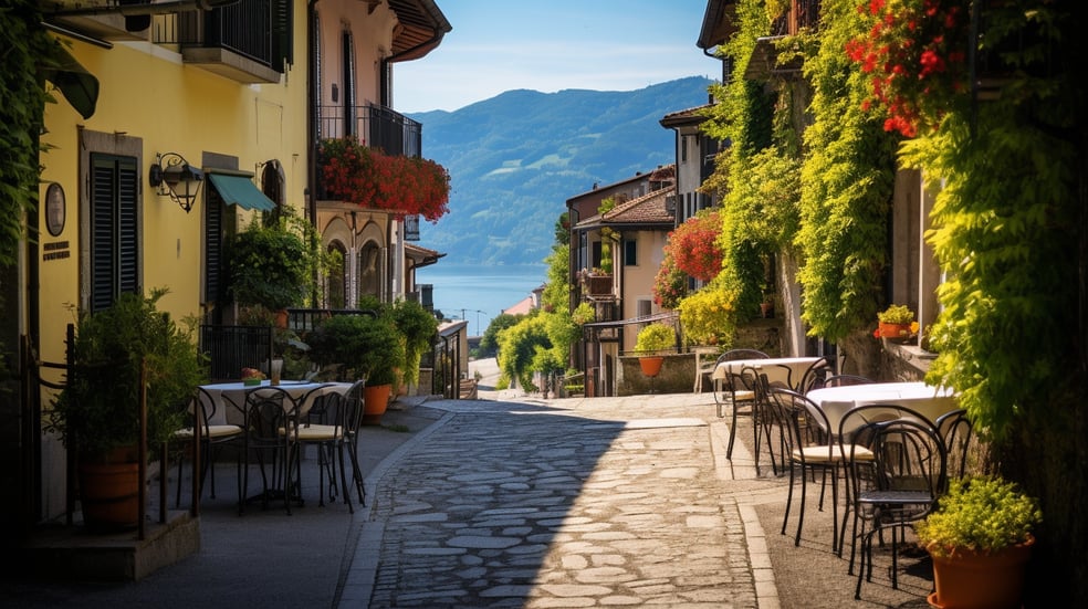 The charming, narrow streets of Cernobbio in Lake Como