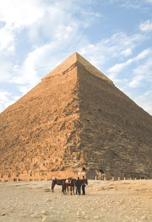 Pyramid of Khafre Pyramid of Khafre