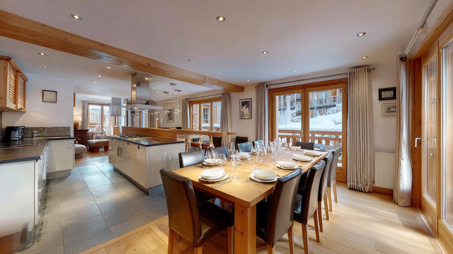 travelnerd-fully-equipped-ski-chalet-interior-in-val-thorens-02bc4583-ae60-4b50-879c-7a26d467dd6b-3